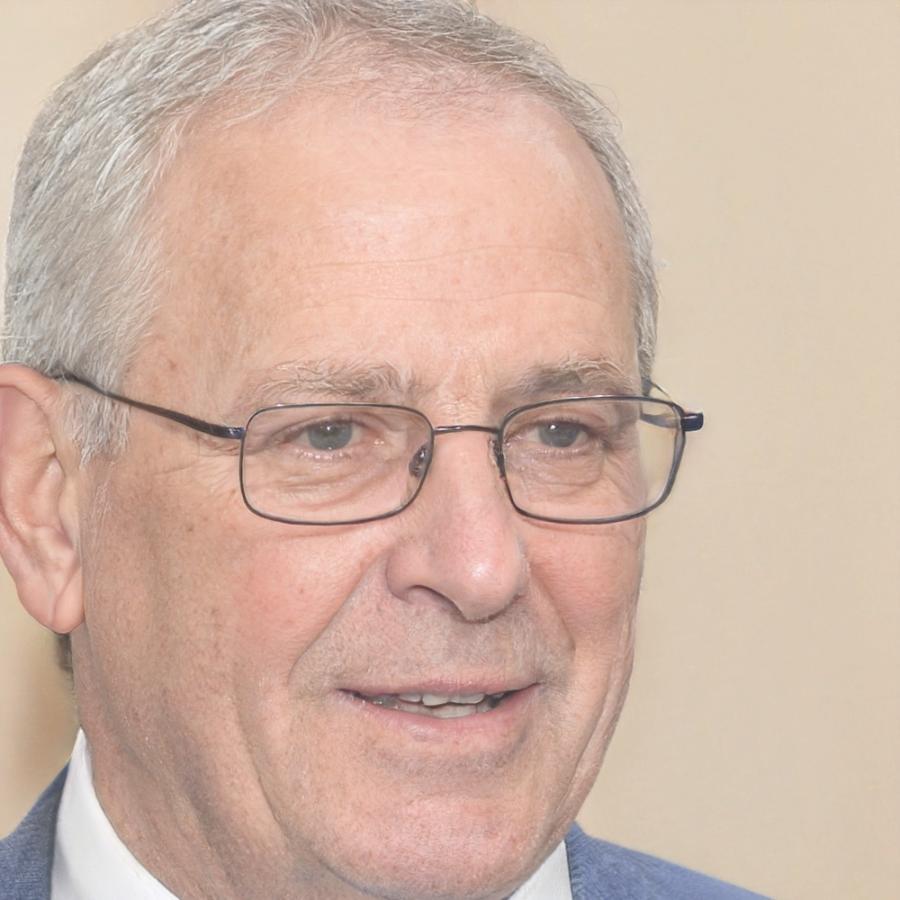 Portrait de Thomas Martin, spécialiste en analyse des risques